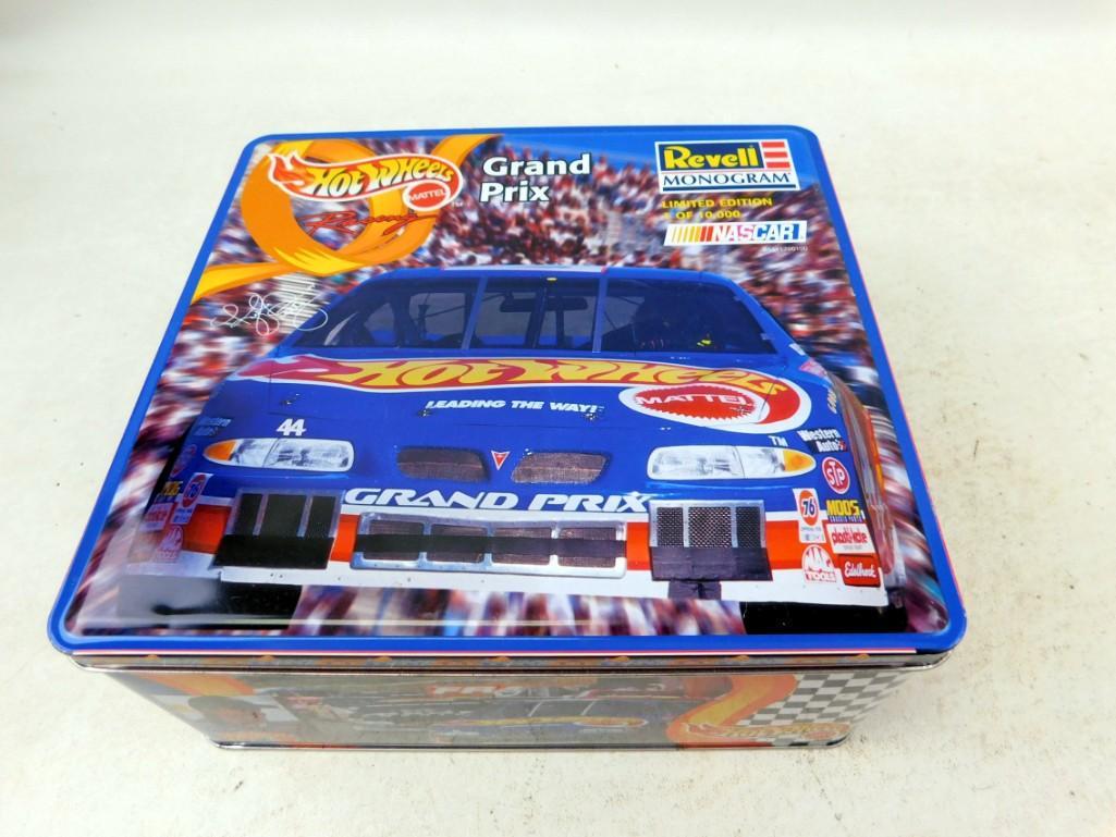 Revell Monogram Hot Wheels Grand Prix Model with Box (1 of 4)