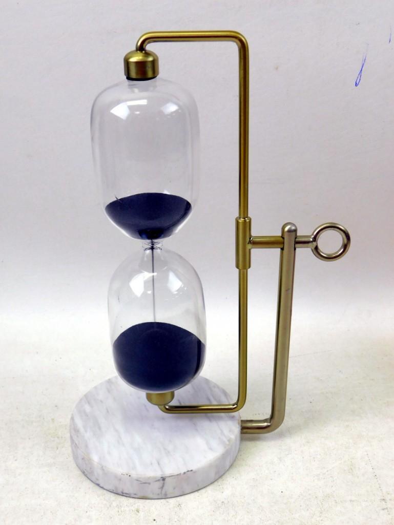 Large Hourglass Timer (1 of 2)