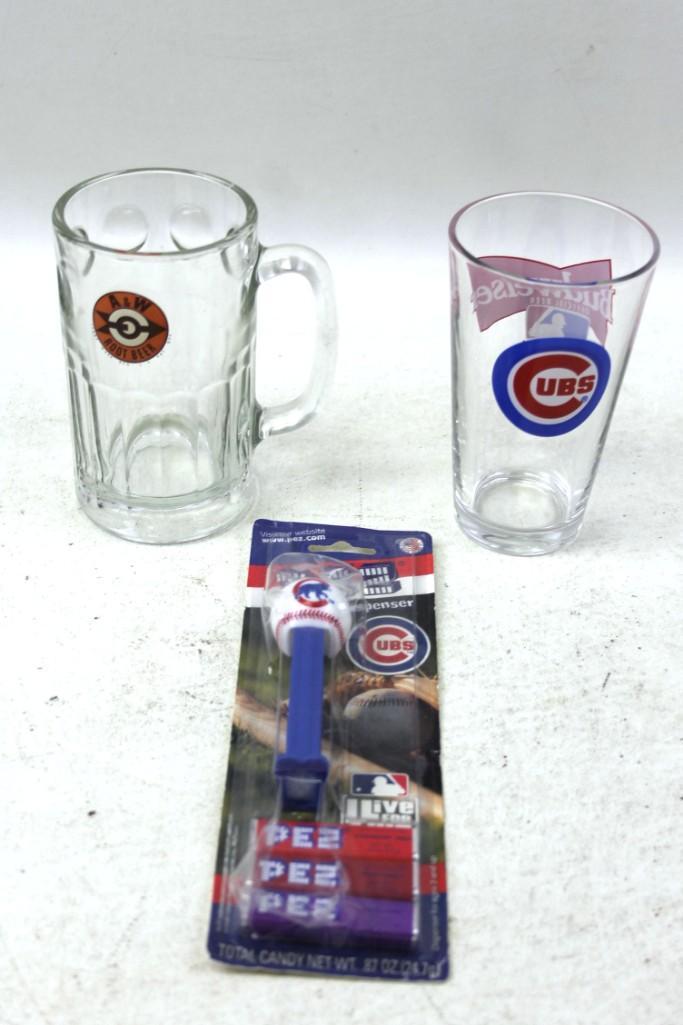 Misc Lot incl Chicago Cubs Pez , A&W Mug , Chicago Cubs: Misc Lot incl Chicago Cubs Pez , A&W Mug , Chicago Cubs Glass