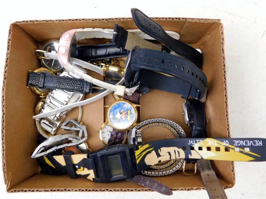 Lot of Wrist Watches Including Mickey Mouse and Star: Lot of Wrist Watches Including Mickey Mouse and Star Wars