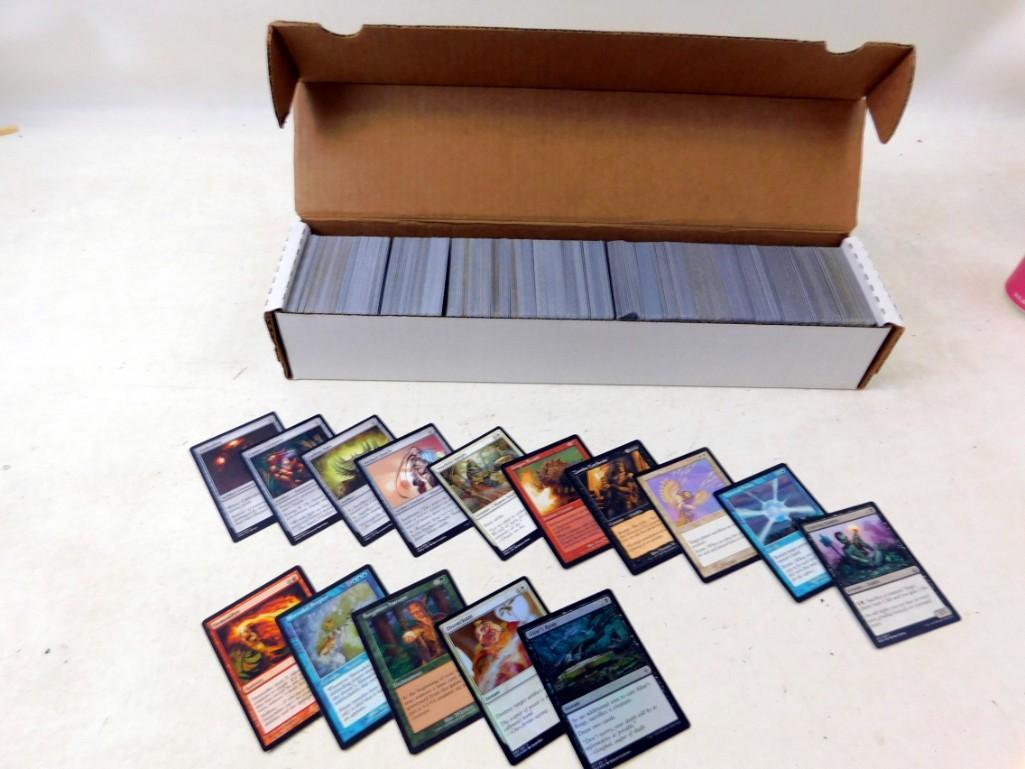 Lot of Roughly 1000 Magic The Gathering Cards: Lot of Roughly 1000 Magic The Gathering Cards. The First Pictures show the cards the consignor wanted to show were included. The last picture is a random sampling and more indicative of what's inc