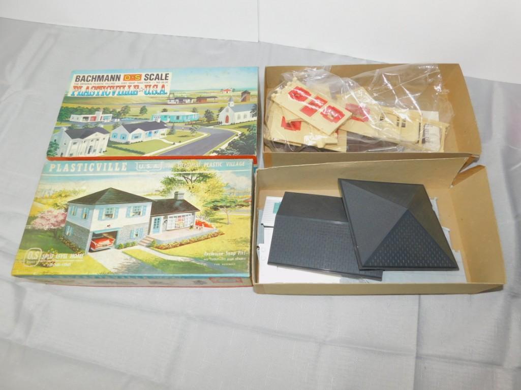 Vintage Plasticville USA O - S Scale House Model Kits (1 of 2)