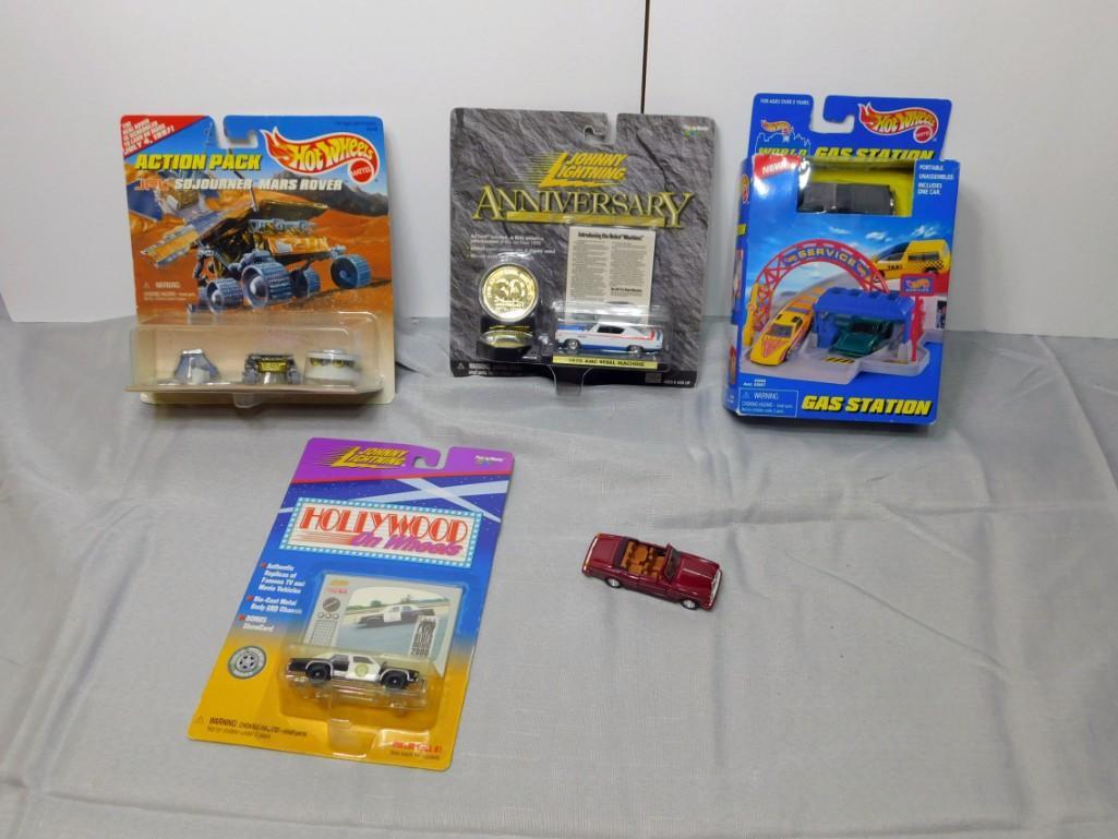 Toy Lot incl Johnny Lightning Police Car from Blues (1 of 3)