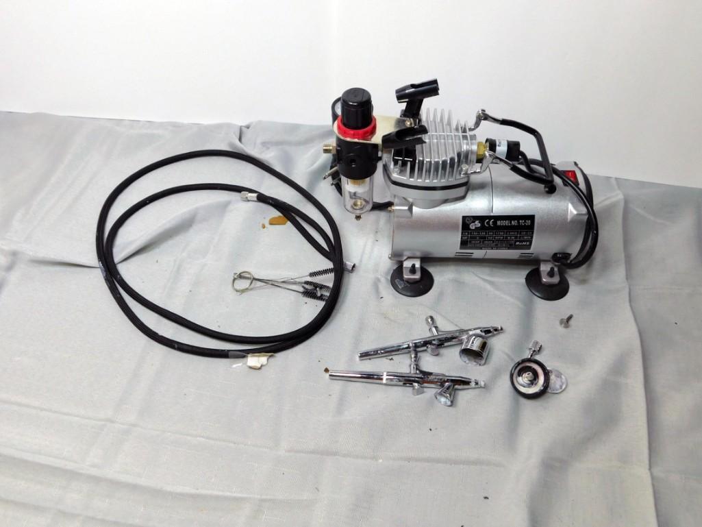GS Model TC-20 Airbrush, Appears New , with Accessories (1 of 6)