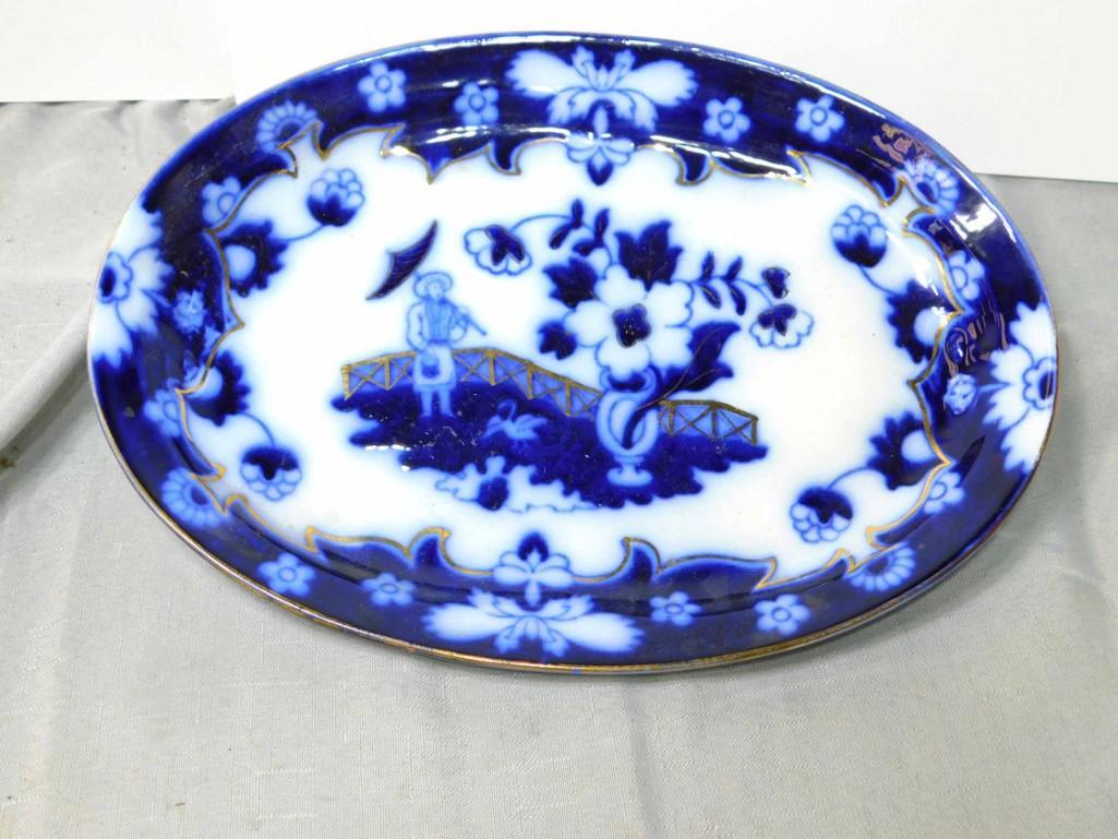 Antique Flow Blue Royal Staffordshire Plate: Antique Flow Blue Royal Staffordshire Plate , Condition: small, flea bite chips around the edge that you can feel when you run your hand around