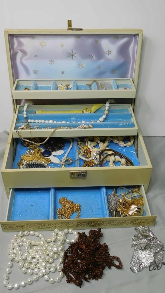 Jewelry Box Full of Costume Jewelry: Jewelry Box Full of Costume Jewelry