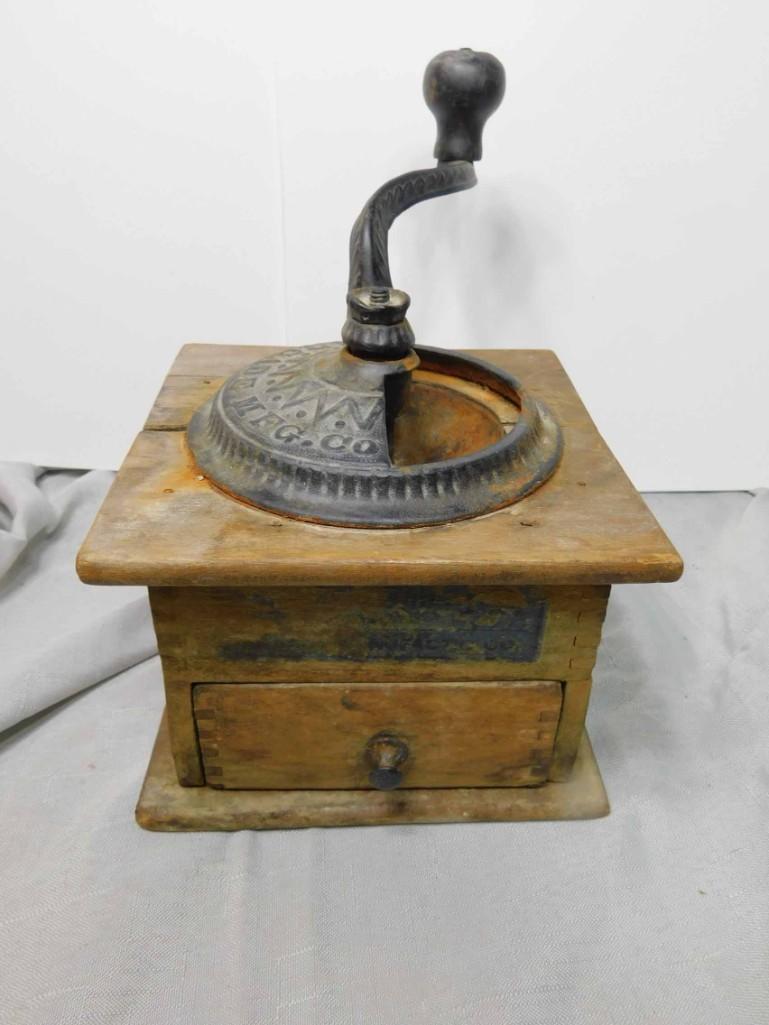 Vintage Coffee Grinder (1 of 3)