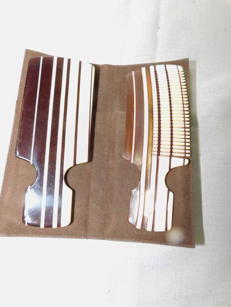 Vintage Comb and Mirror Made in Italy: Vintage Comb and Mirror Made in Italy