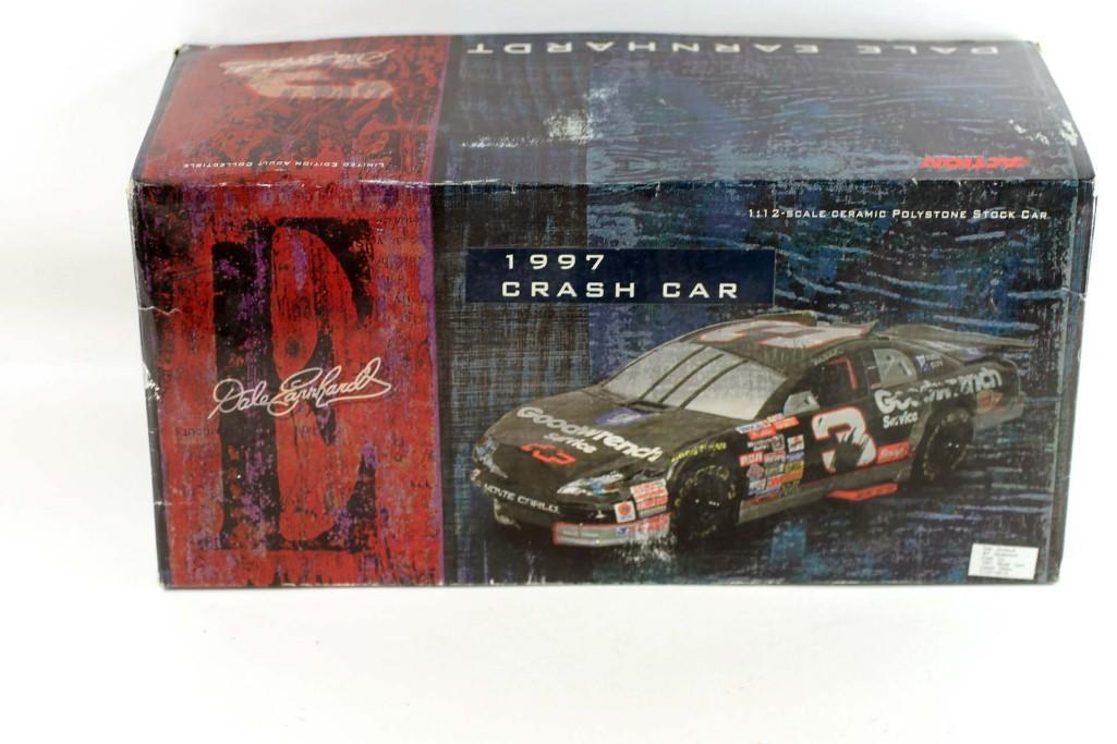 Dale Earnhardt Sr. Die Cast Crash Car 1:12 Scale 1997 (1 of 5)