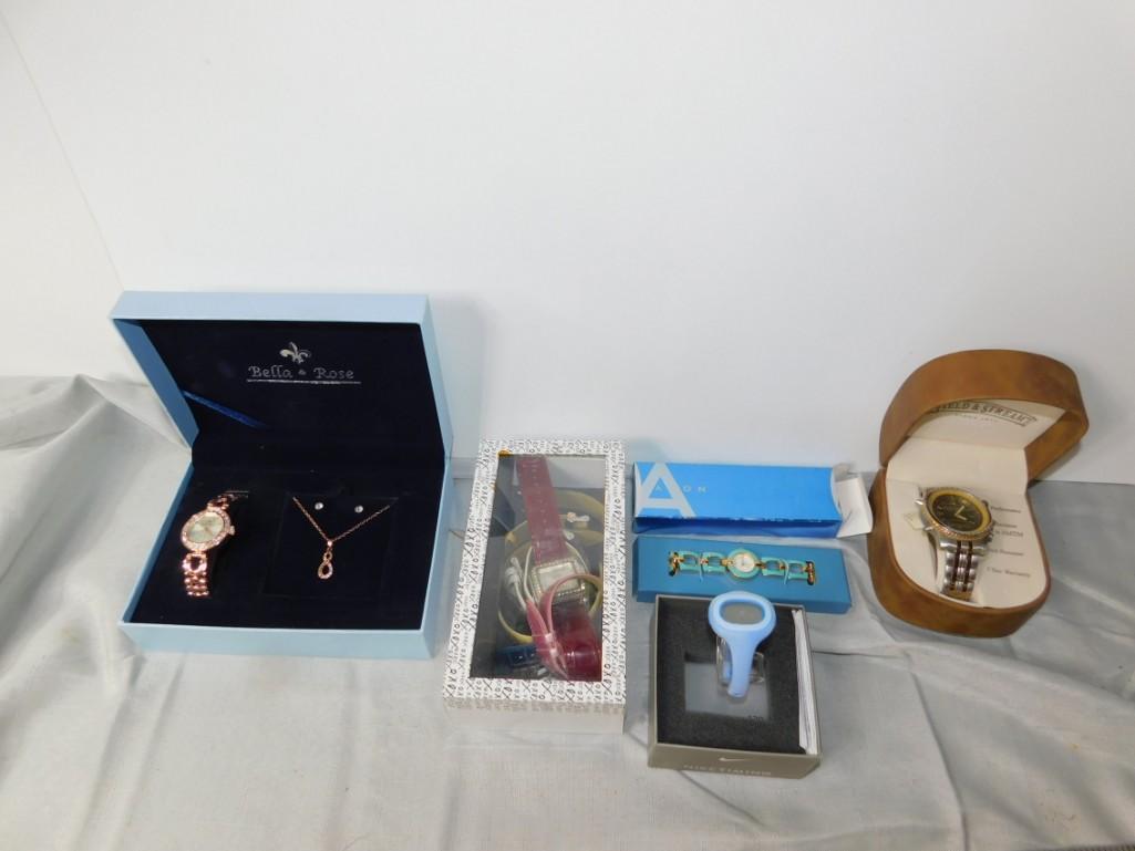 Lot of Watches incl Field and Stream , Nike , XOXO ,: Lot of Watches and Jewelry incl Field and Stream , Nike , Bella and Rose , XOXO , Avon , plus a necklace and earrings