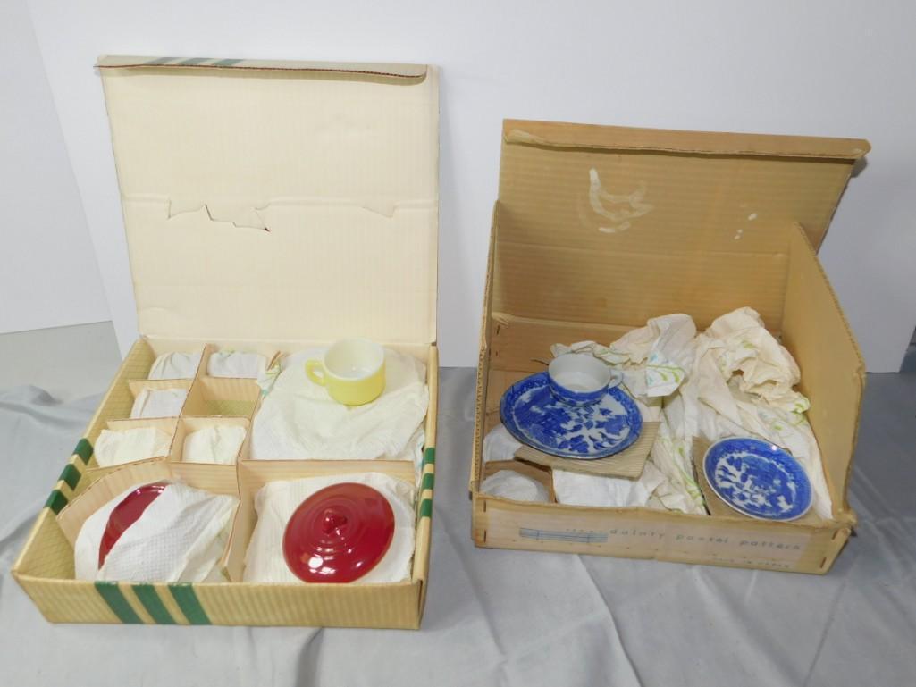 2 Vintage Little Hostess Child's or Doll Dishes or Tea: 2 Vintage Little Hostess Child's or Doll Dishes or Tea Sets , 1 Glass , 1 Porcelain Condition; Unchecked for completeness