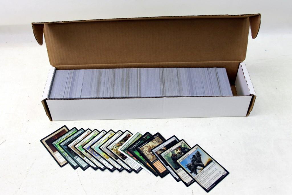Lot of Roughly 1000 Magic The Gathering Cards: Lot of Roughly 1000 Magic The Gathering Cards. The First Pictures show the cards the consignor wanted to show were included. The last picture is a random sampling and more indicative of what's inc