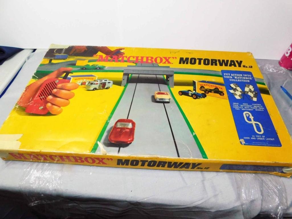 Matchbox, G1 Motorway Set