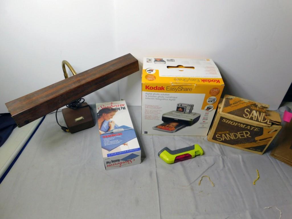 Vintage Desk Lamp, Sunbeam Heating Pad, Kodak Easy (1 of 4)