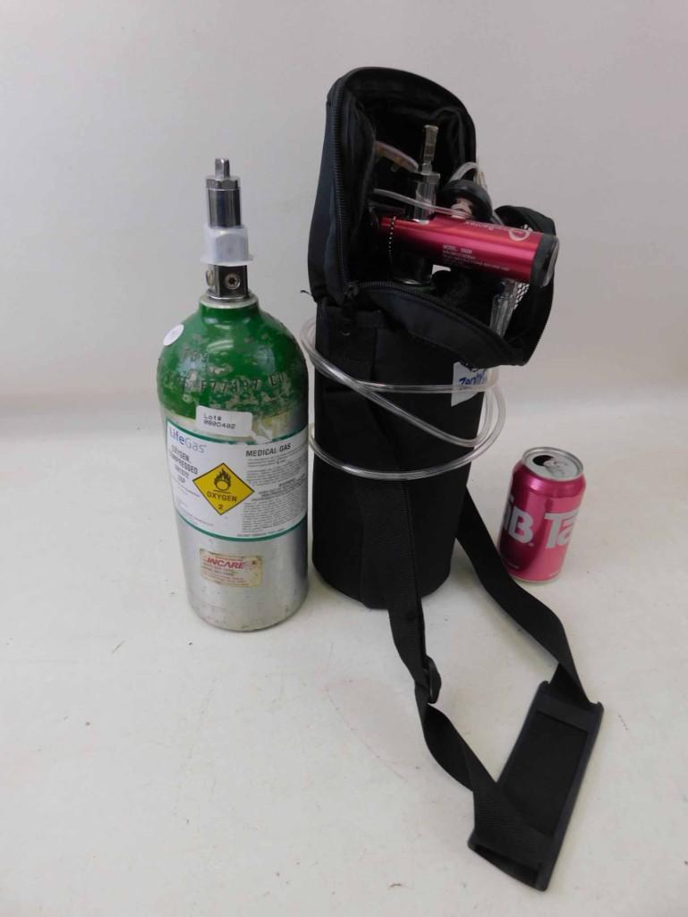 2 Oxygen Tanks , 1 Regulator , 2 Wrenches , Carrying (1 of 6)