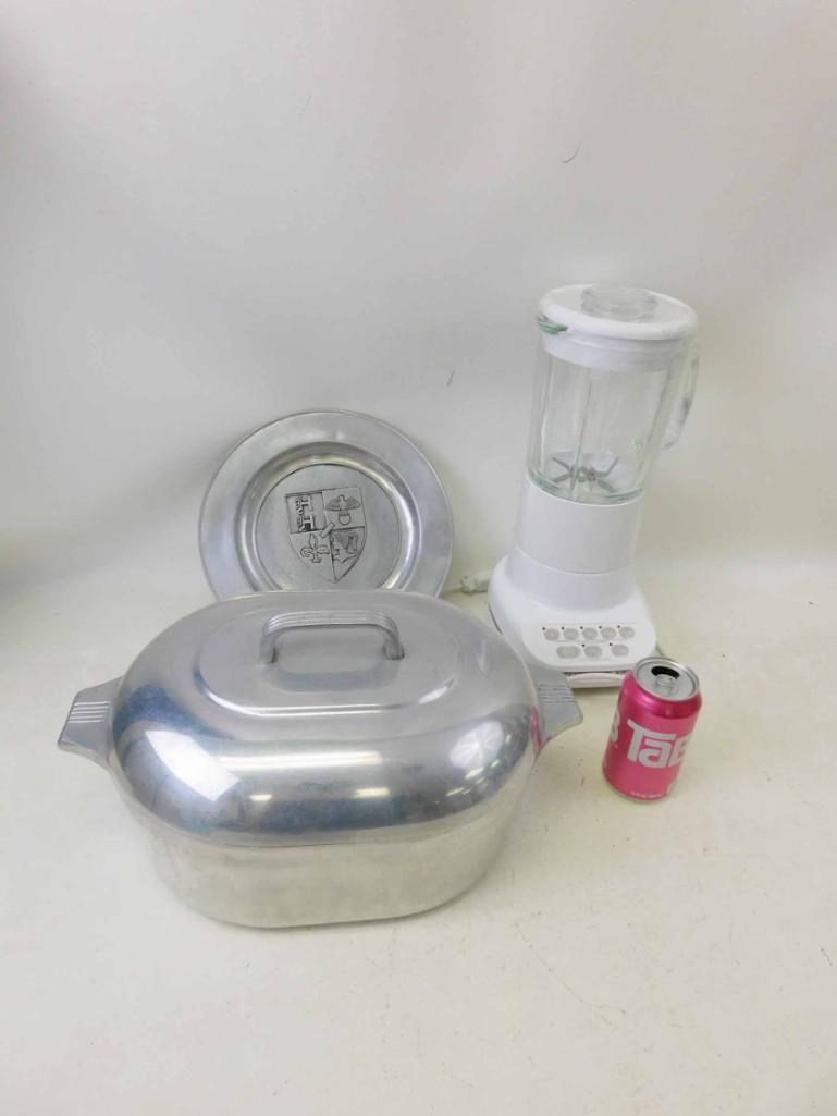 Wagner Ware Magnalite Roaster , Kitchenaid Blender, (1 of 6)