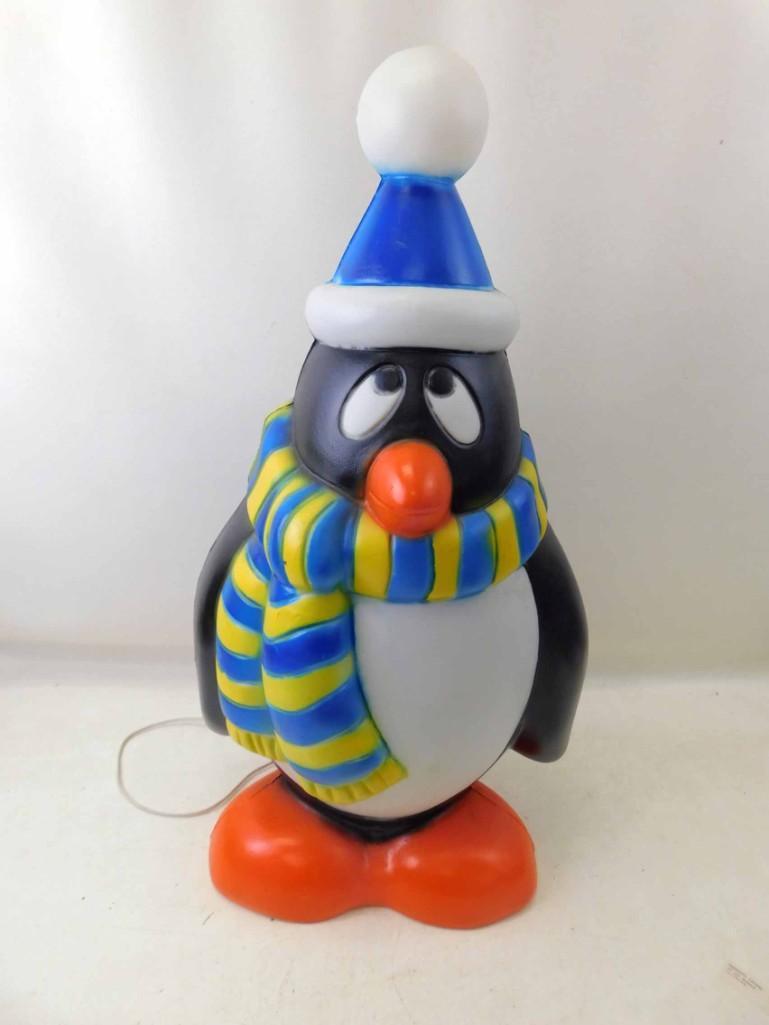 Penguin Blow Mold (1 of 3)