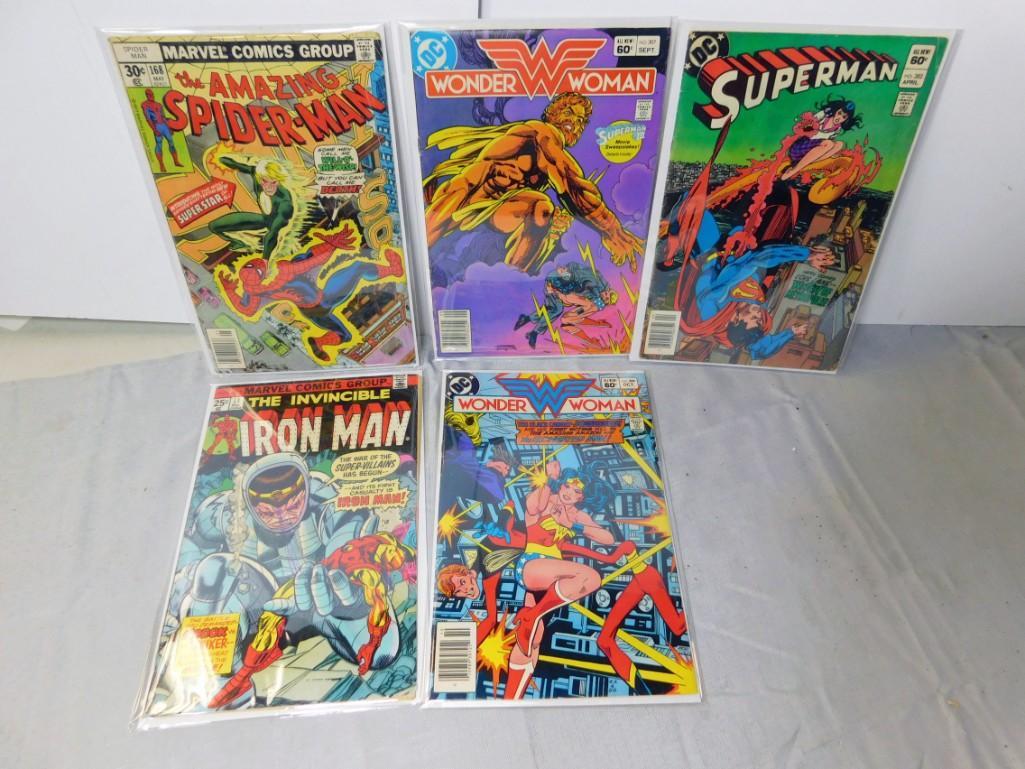 Lot of 5 Vintage Comic Books incl Spider-Man , Superman (1 of 4)