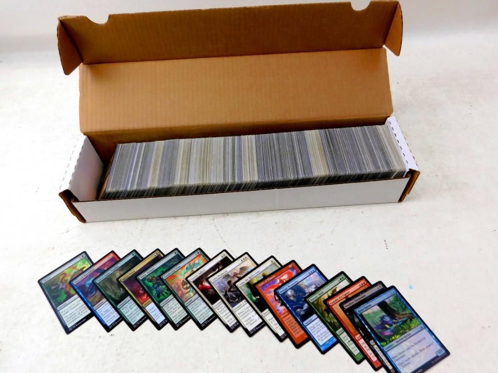 Lot of Roughly 1000 Magic The Gathering Cards: Lot of Roughly 1000 Magic The Gathering Cards. The First Pictures show the cards the consignor wanted to show were included. The last picture is a random sampling and more indicative of what's inc