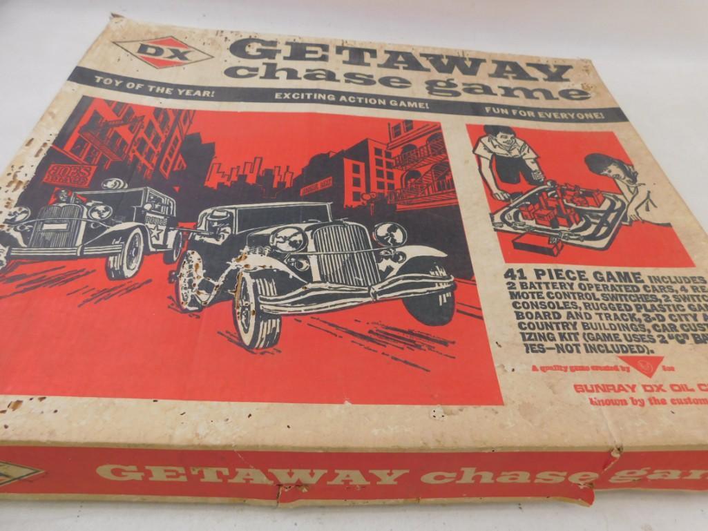 Getaway Chase Game by DX in Original Box: Getaway Chase Game by DX in Original Box