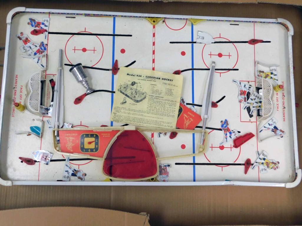Large Canadian Hockey Magnetic Puck Game by Munro Games (1 of 4)