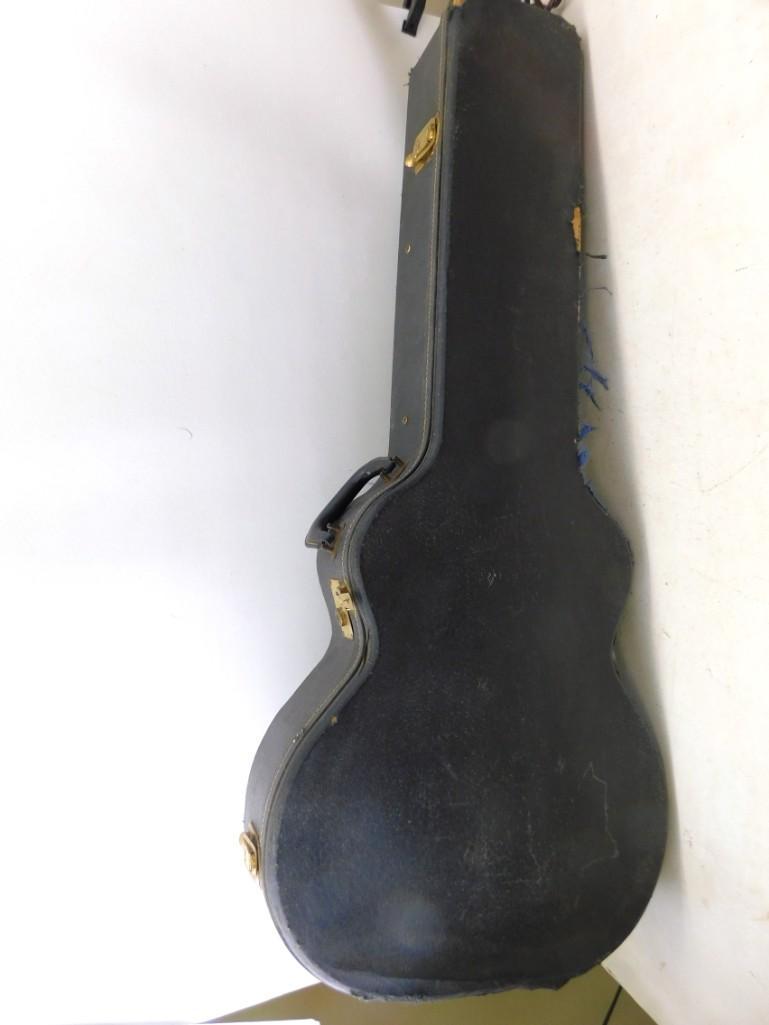 Yamaha FG-180 Guitar with Case (1 of 7)