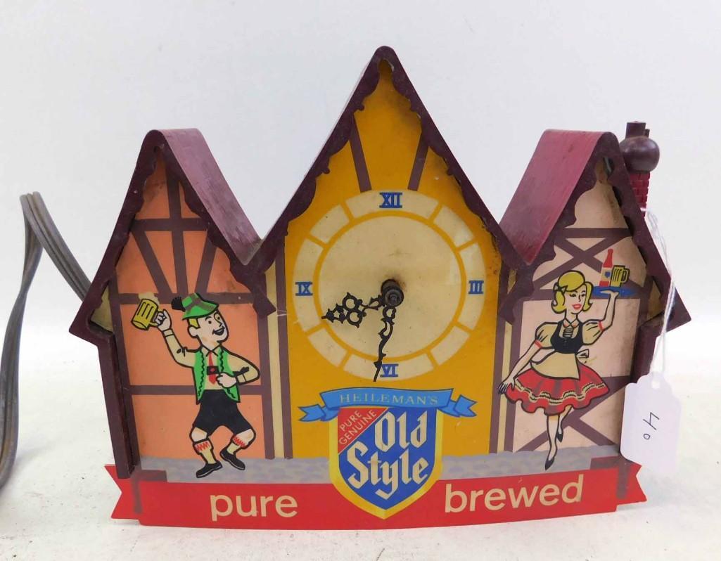 1960s Old Style Bar Clock: 1960's Old Style Electric Tavern Clock , Nice Breweriana item Condition: untested