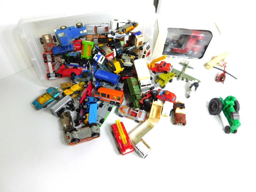 Toy Cars and Vehicles Lot incl Mercedes Benz Semi Truck (1 of 6)