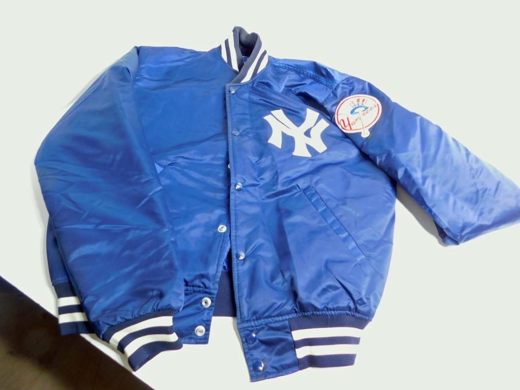 New York Yankees Starter Jacket Size Large (1 of 4)