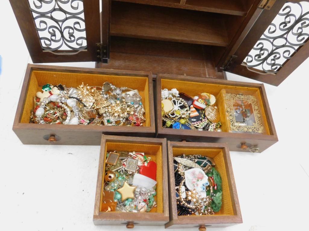 Jewelry Music Box Filled with Costume Jewelry incl: Jewelry Music Box Filled with Costume Jewelry incl Rhinestone . Music box works