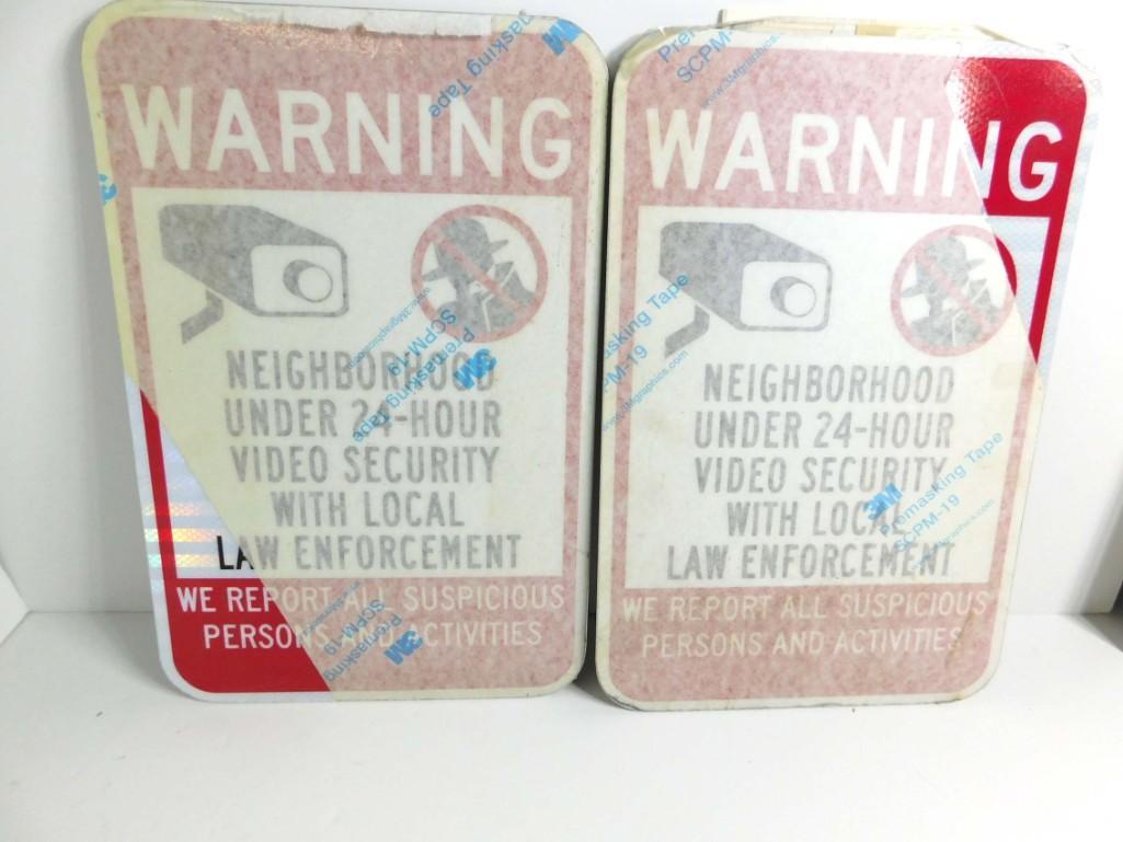 2 Reflective Metal Signs Neighborhood Watch (1 of 2)