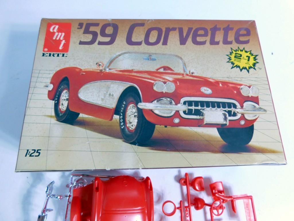 AMT 1959 Corvette 2 in 1 Model Kit 1:25 Scale Open Box, (1 of 4)