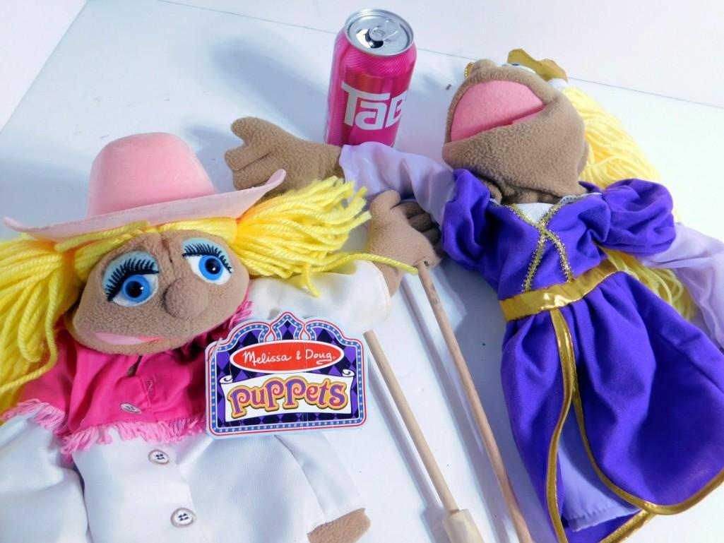 2 Melissa and Doug Puppets: 2 Melissa and Doug Puppets