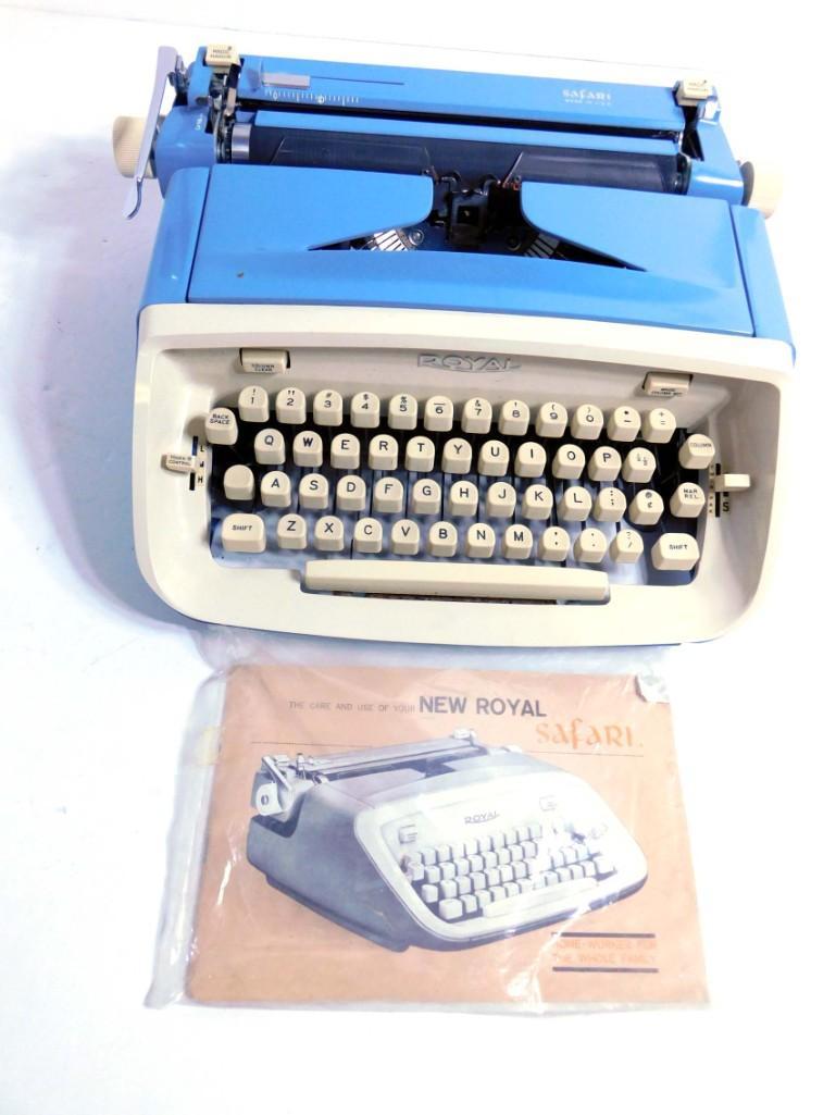 Blue Royal Safari Typewriter with Instruction Manual (1 of 4)