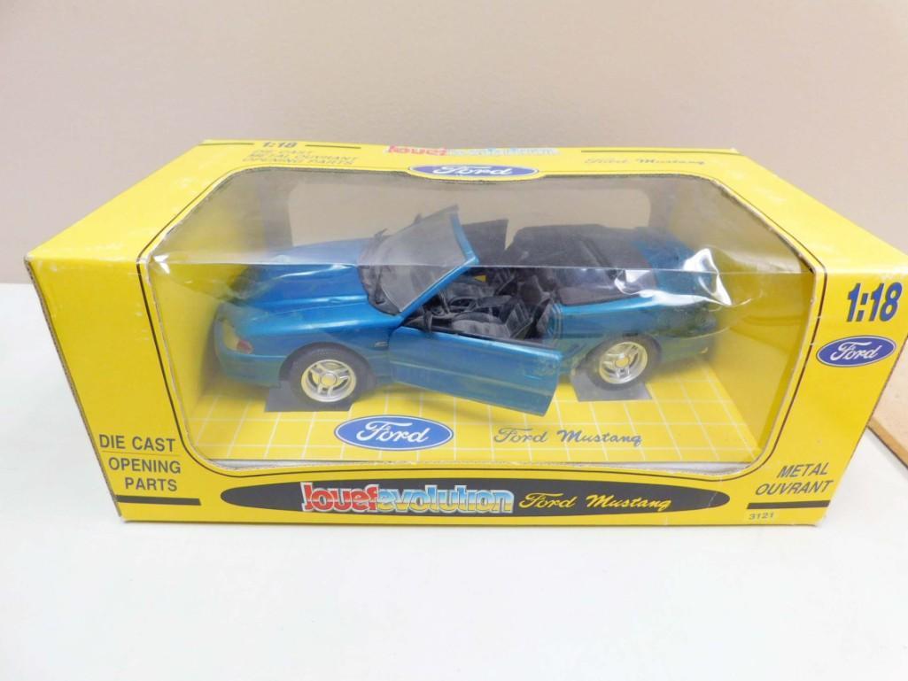 Jouef Evolution Die Cast Ford Mustang 1:18 Scale Model (1 of 4)