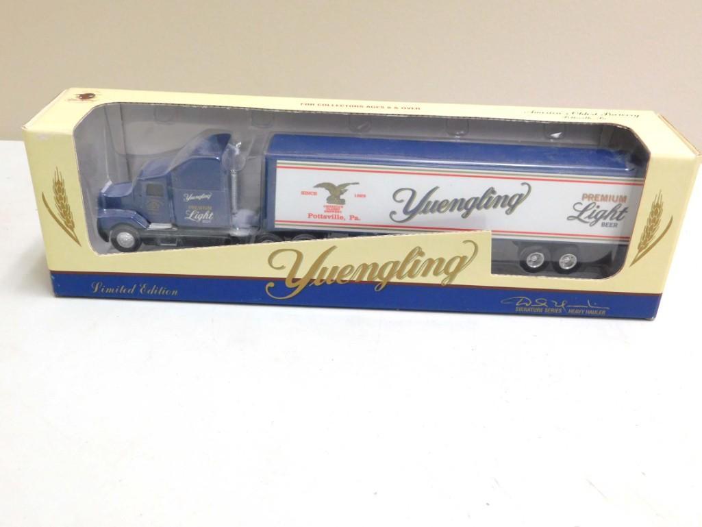 Ertl Yuengling Die Cast Model Semi Truck Heavy Hauler (1 of 5)