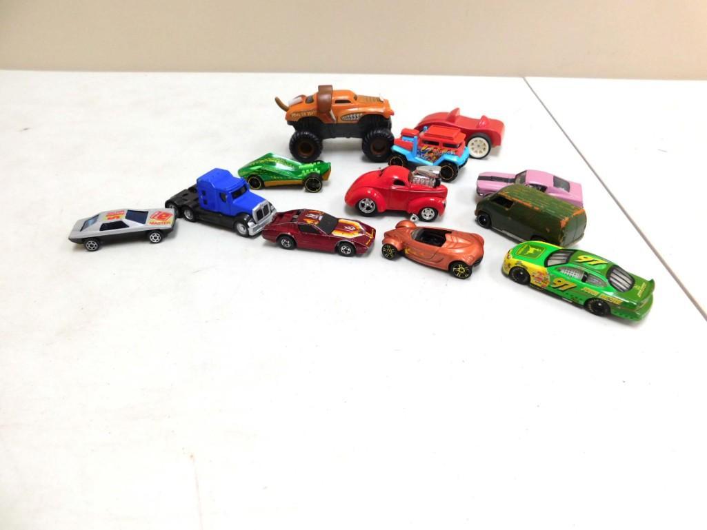 Lot of Toy Cars incl Die Cast, Hot Wheels , etc: Lot of Toy Cars incl Die Cast, Hot Wheels , etc