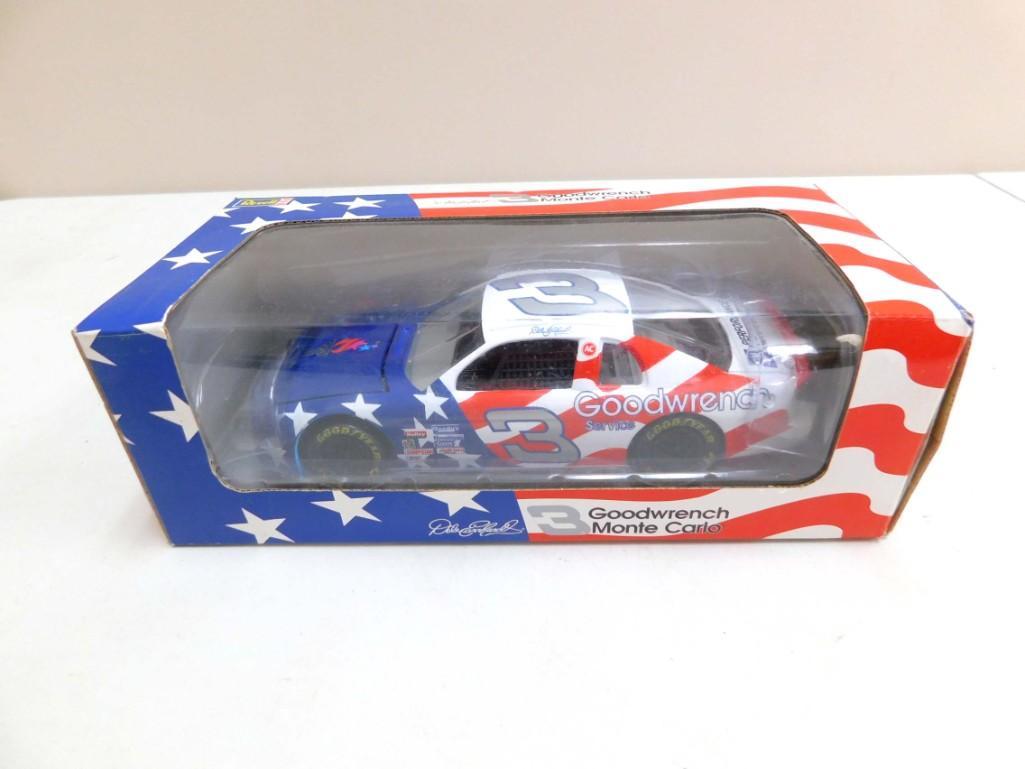 Revell Dale Earnhardt Goodwrench Monte Carlo 1996: Revell Dale Earnhardt Goodwrench Monte Carlo 1996 Atlanta Olympics Die Cast Model Car