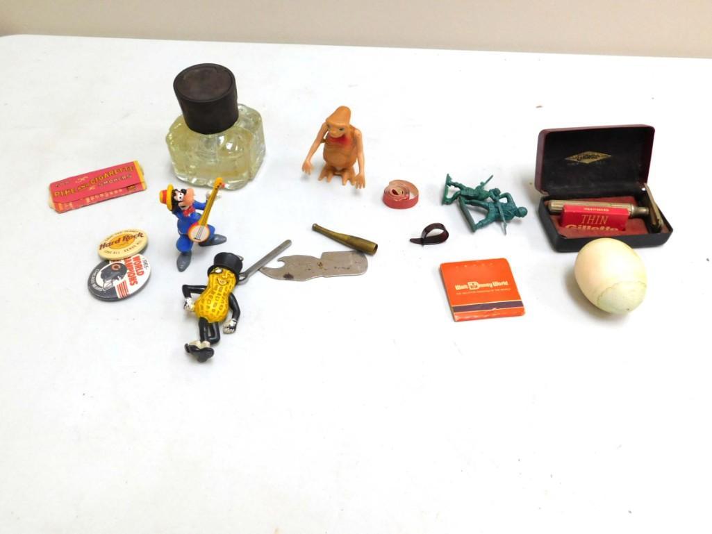 Lot of Smalls incl an Inkwell , ET Figure , Goofy (1 of 5)