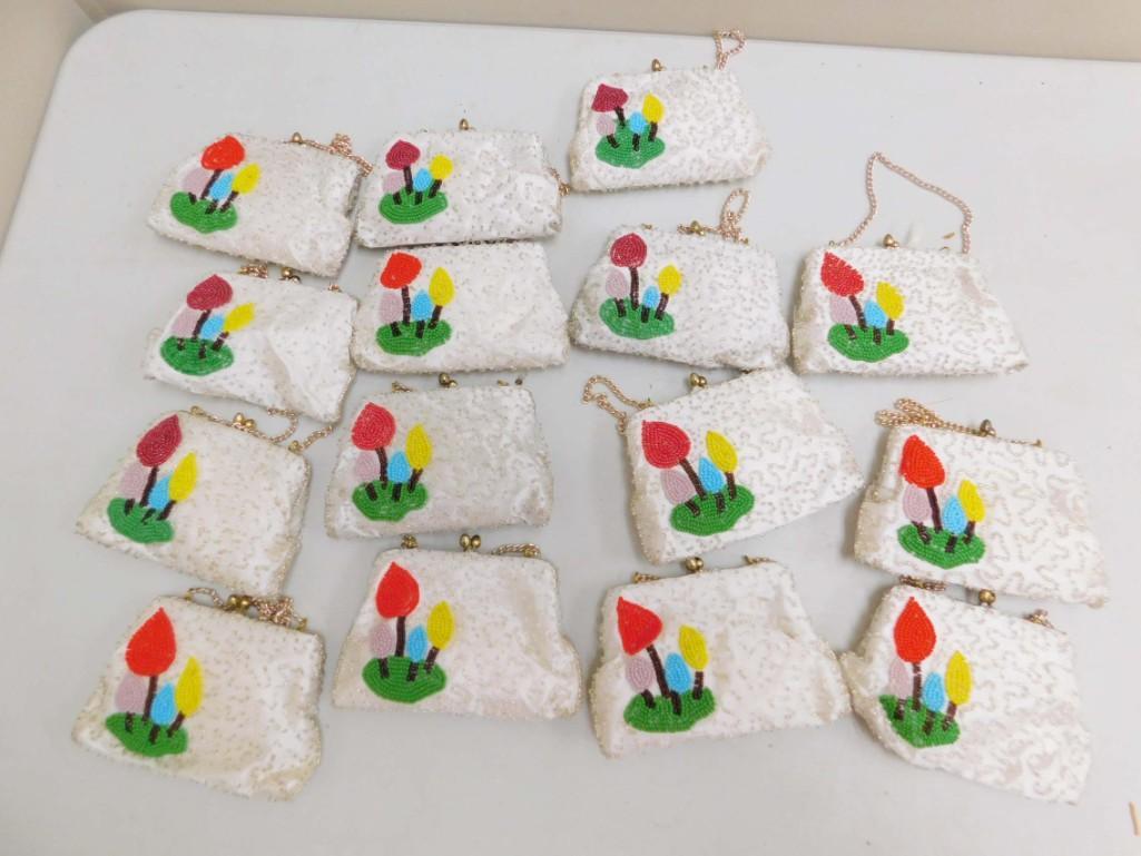 Lot of approx 15 Beaded Coin Purses (1 of 2)