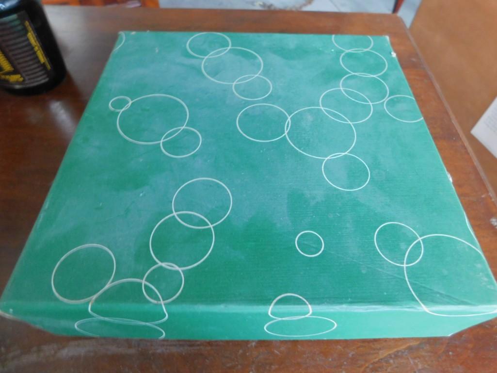 Box of Pool Balls (1 of 3)