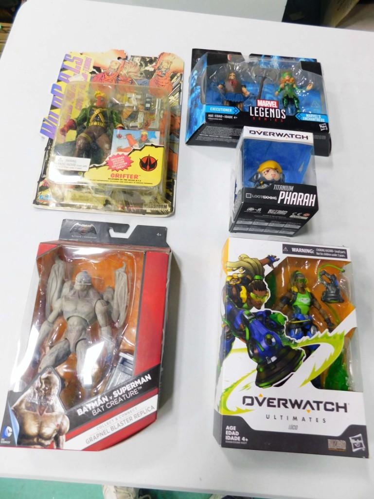 New in Package Action Figures incl Marvel Legends Thor (1 of 3)