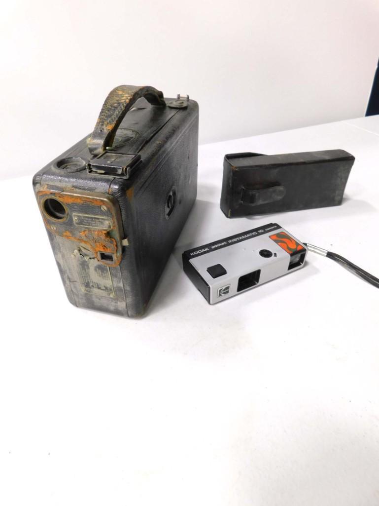 Vintage Kodak Cine Movie Camera and Kodak Pocket (1 of 3)