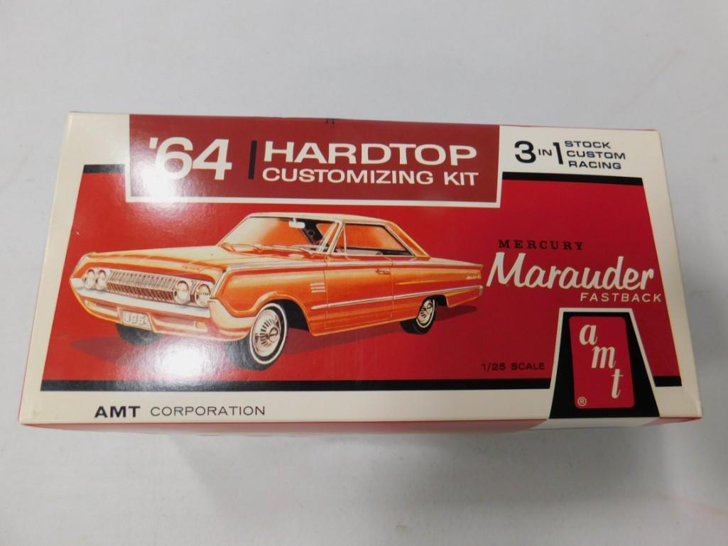 AMT 1964 Mercury Marauder Hardtop 1:25 Scaled Model Kit (1 of 5)