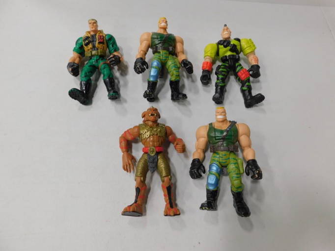 5 Small Soldiers Action Figures