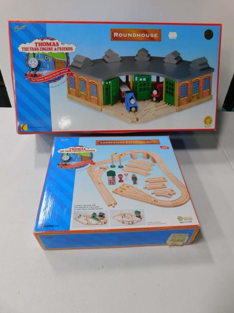 Thomas the Tank Engine and Friends Round House and: Thomas the Tank Engine and Friends Round House and Lumberyard Expansion Pack Condition: unchecked for completeness