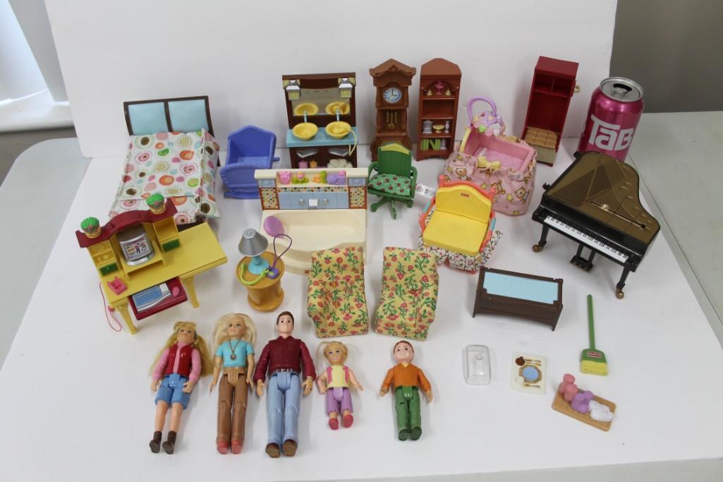 Fisher Price / Mattel Loving Family Dolls , Furniture , (1 of 6)