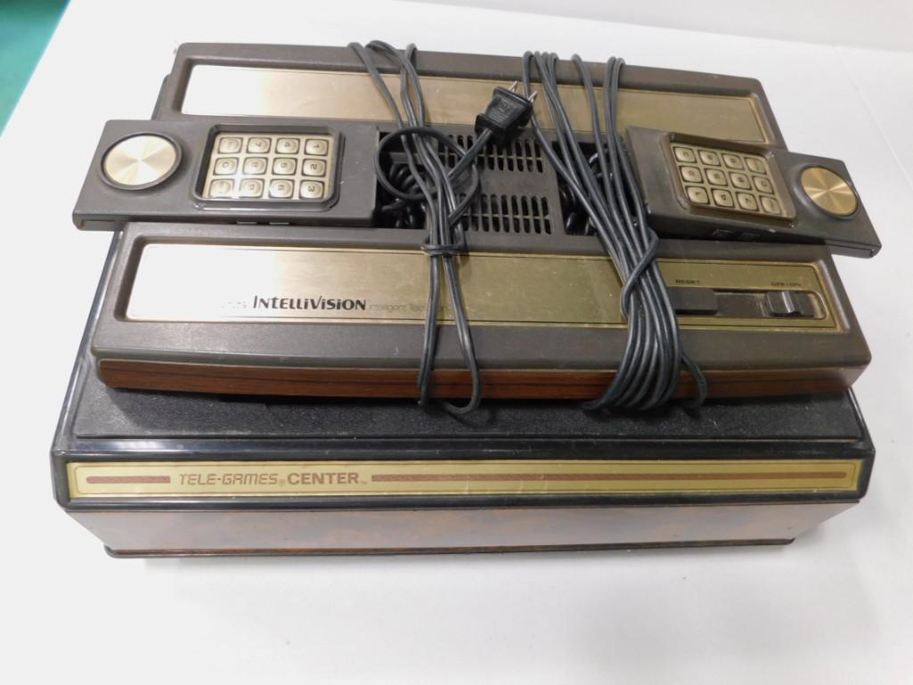 Intellivision w/ many games, overlays and some manuals (1 of 8)