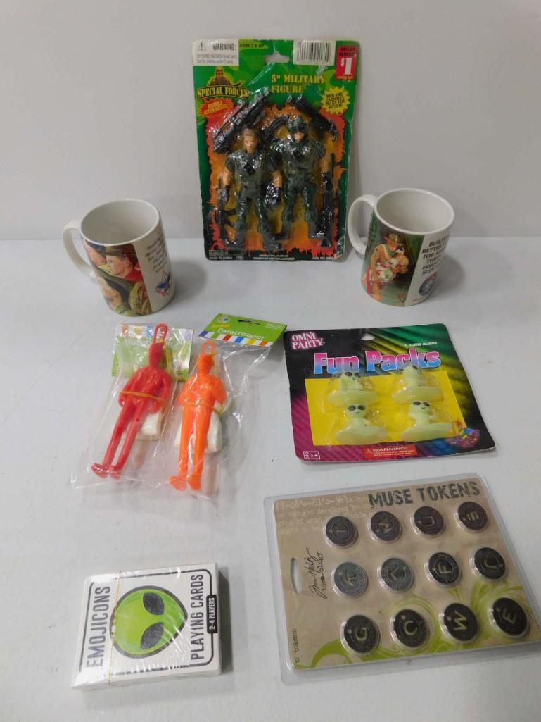 Unopened Package of 12 Muse Tokens , Fun Pack 4 Alien (1 of 6)