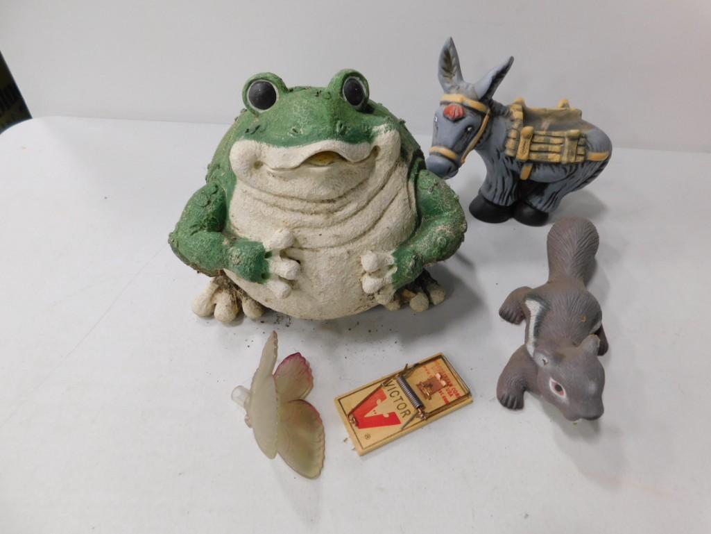 Yard Animals for the Garden incl Frog , Donkey ,: Yard Animals for the Garden incl Frog , Donkey , Chipmunk, Mouse Trap , Butterfly